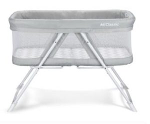 bassinet with zipper top