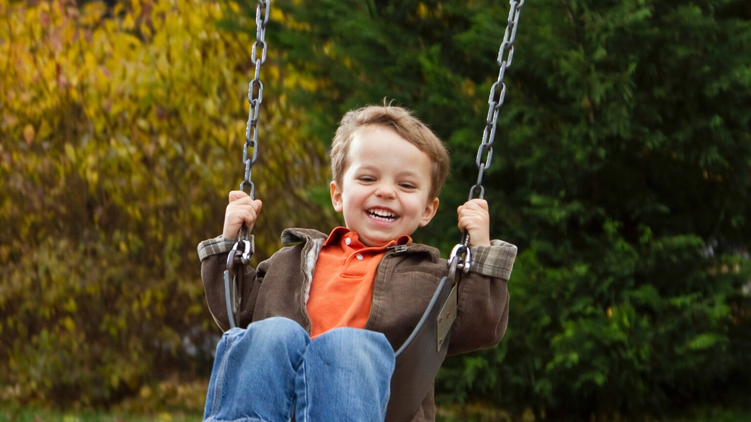 What Age Can Your Baby Swing at the Park? FamilyFriendly Fun