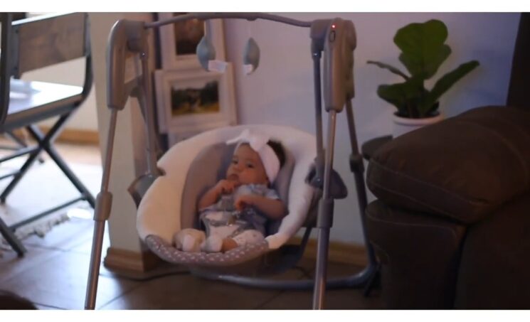 Graco Slim Space Compact Baby Swing